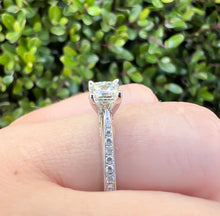 Radiant Cut Diamond Ring