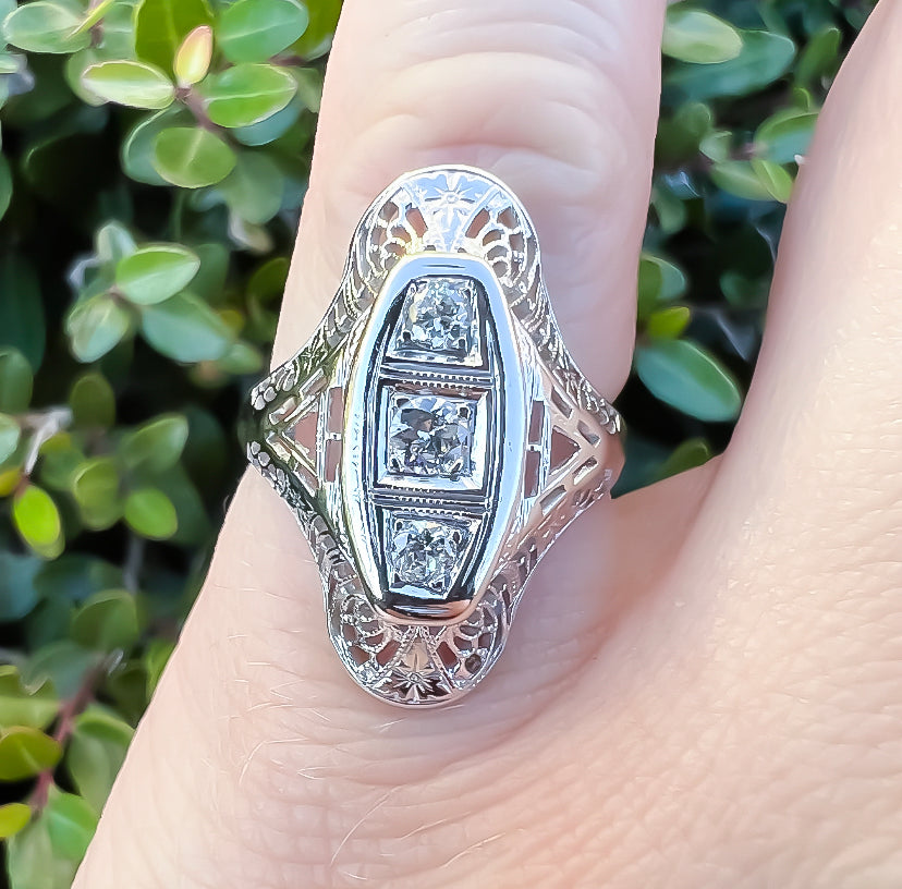 Art Deco Three Diamond Ring